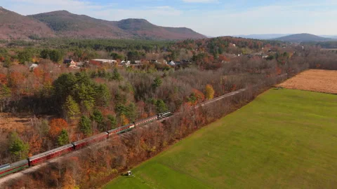 Experience the breathtaking Fall Foliage at Mount Washington in beautiful New Stock Footage 305519238