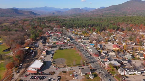 Experience the breathtaking scenic fall foliage at the majestic Mount Washington Stock Footage 305477607