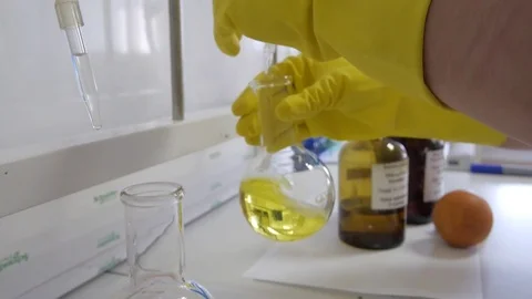 Experience in the chemical laboratory Stock Footage 73170404