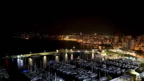 Experience the Stunning Night View of the Harbor with Beautiful City Lights.. Stock-Fotos