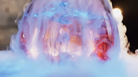 Experiment with dry ice Vidéo 87715207