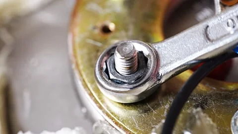 Expert boiler repair techniques for efficient home heating solutions Stockbeeldmateriaal 304522702