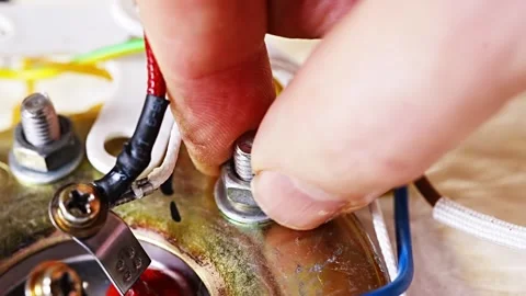 Expert boiler repair tips for efficient home heating solutions Stockbeeldmateriaal 304521915