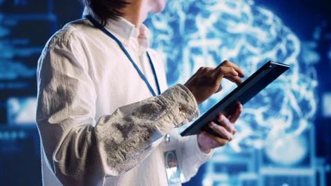 Expert doing AI human brain simulation Foto stock
