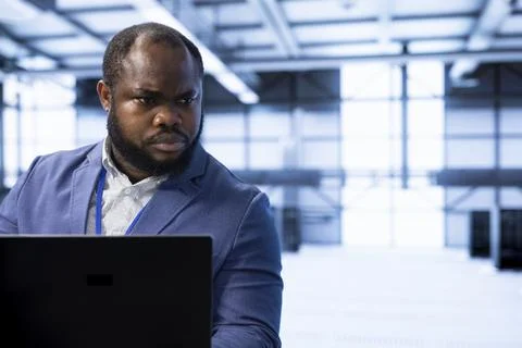 Expert planning and executing server hub migrations and upgrades Photos