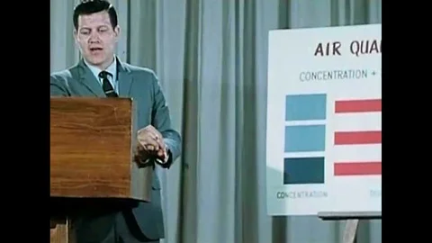 Experts present their solutions to air pollution at an air pollution control Stock Footage 118403275