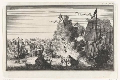 Exploding the unemtra during the sea battle at Lowestoft, 1665; True figur... Foto stock