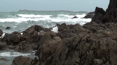 Exploding waves at the sea Video stock 38281491