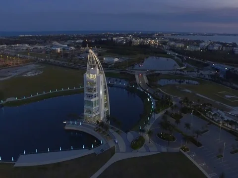 Exploration Center Fly Around 動画素材 77429350