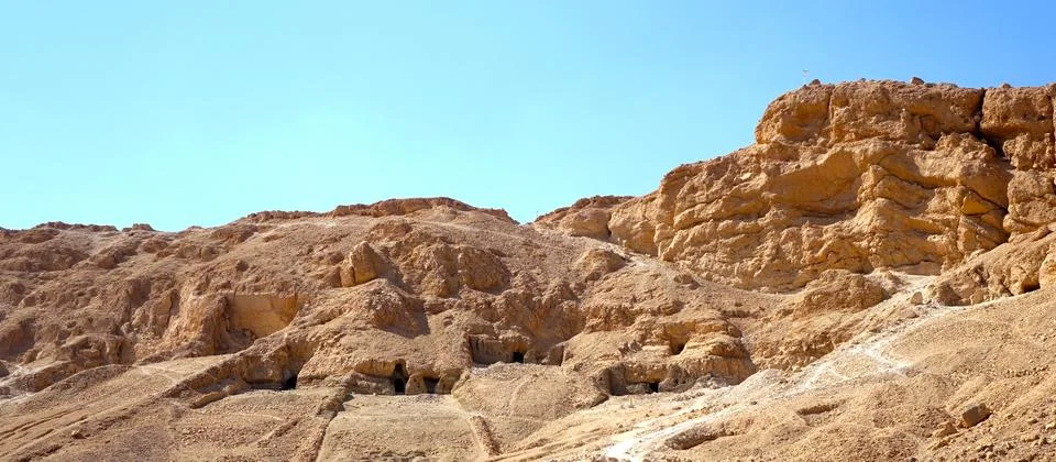 Explore the Ancient Ruins of the Mortuary Temple of Hatshepsut in the Valle.. Stock Photos