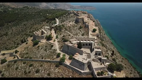 Explore ancient ruins overlooking the sea in stunning coastal landscape 库存影片 301735624