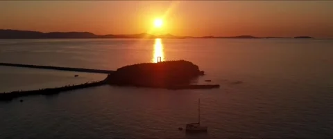 Explore ancient sites and stunning views on Naxos Island at sunset Vídeos de archivo 335089418