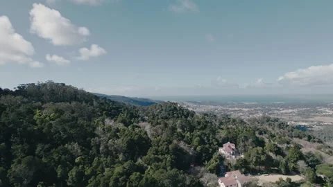 Explore the breathtaking views from Castle of the Moors in Sintra Vidéo 321506881