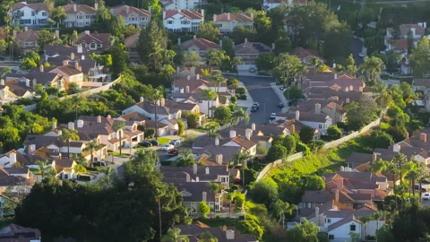 Explore Calabasas, LA, CA with breathtaking views and luxurious lifestyle Stock Footage 281474595
