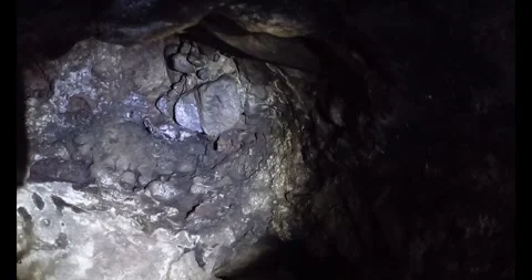 Explore the cave hall Stock Footage 285926638
