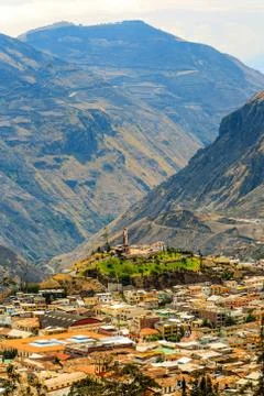 Explore the charming small town in Chimborazo Province,Ecuador,and be captivated Foto stock
