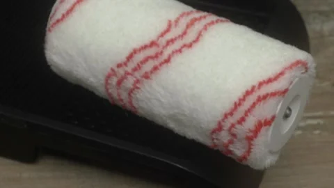 Explore cooking techniques using rice and hand preparation for delicious Stockbeeldmateriaal 281328219