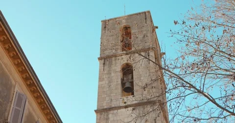 Explore Grasse, the capital of perfume, with its historic architecture and Vidéo 333031453