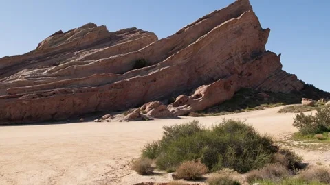 Explore the Iconic Vasquez Rocks in California on a Bright Sunny Day Stock Footage 332591143