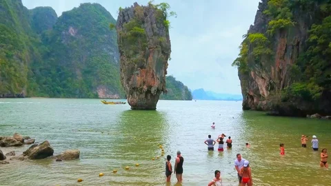 Explore Ko Ta Pu karst tower at James Bond Island, Thailand Video stock 127504505