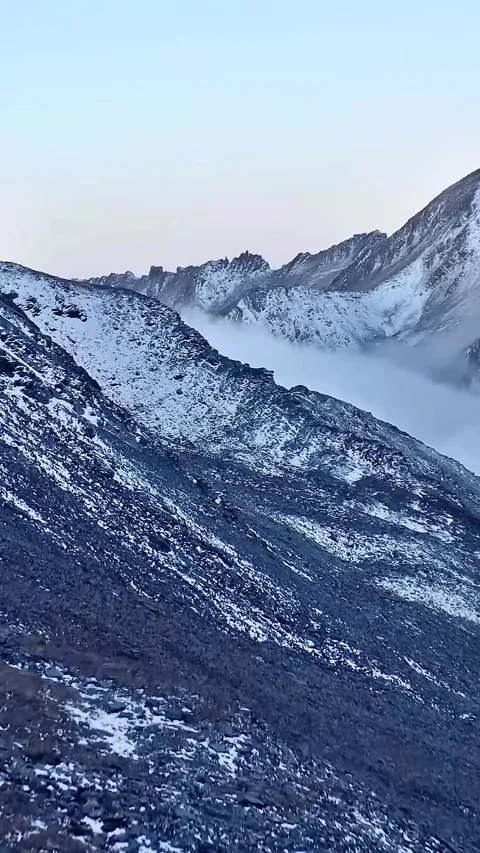 Explore Mount Siguniang from the sky in Sichuan China Vídeos de archivo 335074453