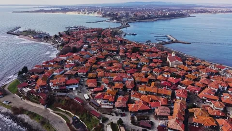 Explore Nesebar in Bulgaria with its old roofs and coastal views Stockbeeldmateriaal 335139801