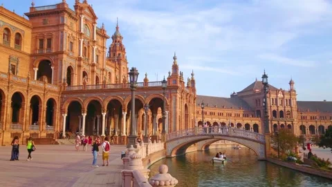 Explore Plaza de Espana square, Seville, Spain 库存影片 156000783