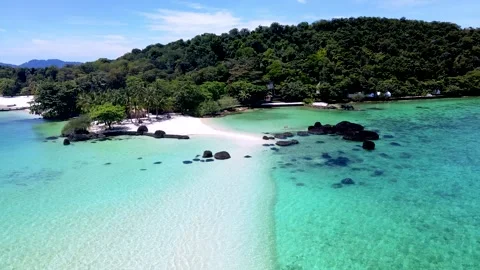 Explore the stunning beauty of Koh Kham, a tropical paradise in Trat, Thailand Vídeo Stock 329282356