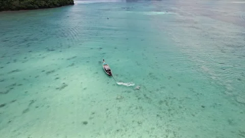 Explore Thailand's serene ocean views and cliffs from above Video stock 310560004