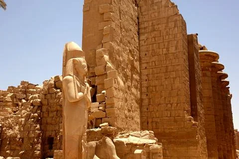 Exploring the Ancient Karnak Temple Complex With Grand Statue and Impressiv.. Stock Photos