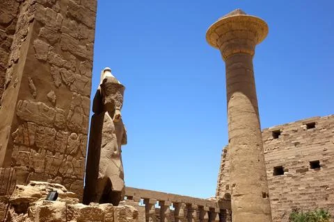 Exploring the Ancient Ruins of Karnak Temple Complex With Towering Columns .. Stock Photos