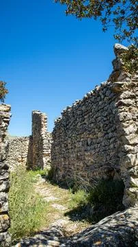 Exploring the ancient stone walls of the abandoned Moorish village of Atzuv.. Stock-Fotos