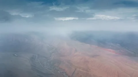 Exploring the breathtaking landscapes of mountain valleys at sunset 스톡 동영상 320267215