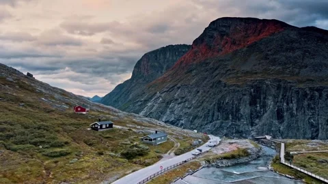Exploring breathtaking landscapes in Norway's remote mountains 動画素材 320267225