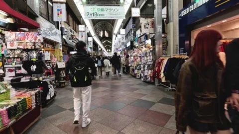 Exploring a Busy Osaka Market Vídeo Stock 289709452