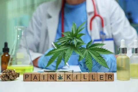 Exploring cannabis as an effective pain killer innovative medical insights and Foto stock