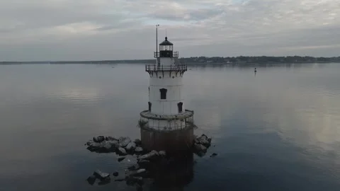 Exploring the Icon | Aerial Drone Over Conimicut Lighthouse Stockbeeldmateriaal 253813369