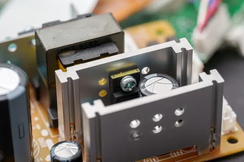 Exploring the microscopic world of electronics and electrical circuits on a.. 스톡 사진