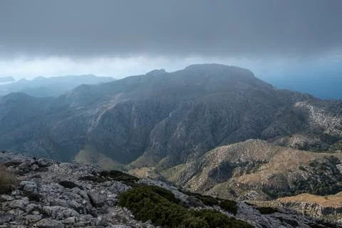 Exploring the mountains while hiking in Mallorca Foto stock