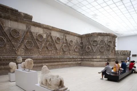 Exploring Mshatta Palace Ruins at Berlins Pergamon Museum Stock Photos
