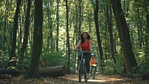 Exploring Nature on Bicycles with Mom, Dad, and the Kids Stock Footage 254565012