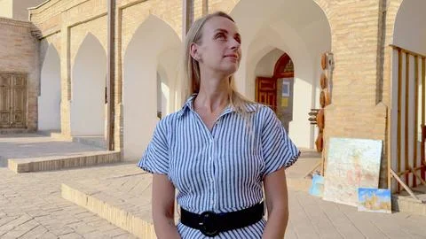 Exploring the Tranquility of Hast Imam Courtyard in Tashkent 库存照片