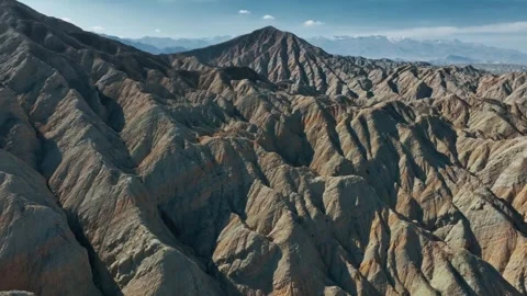 Exploring the unique landscape of rugged mountains 스톡 동영상 320262939