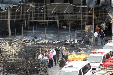 Explosion and fire destroy a firecracker factory in Banten, Jakarta, Indonesia - 写真素材