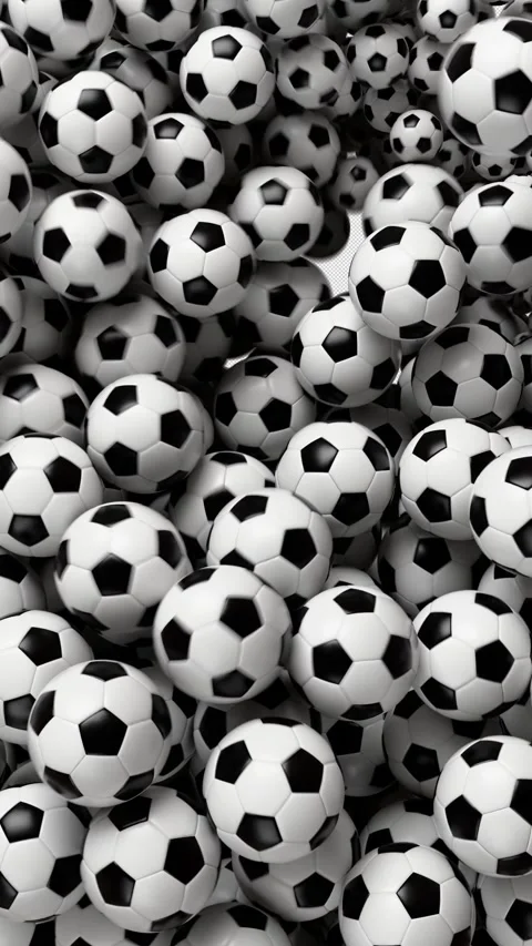 Explosive Burst Vertical Transition of Filling Soccer Balls with Alpha Channel Vidéo 331280318
