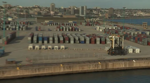 Export containers at harbour. Video stock 34101408