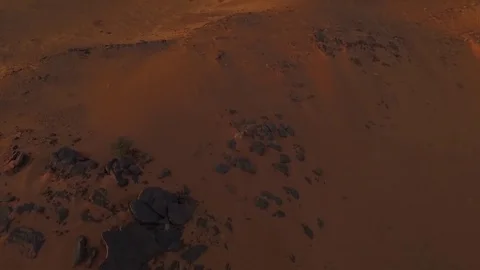 Exposing  the Pyramids of Meroe in Sudan from far Video stock 72687268