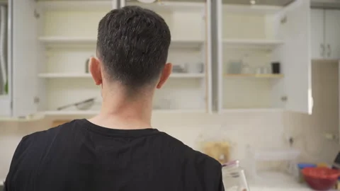 The expression of the man who has run out of food. Stock-Footage 220630453