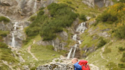 Expression of success on mountaintop Stock Footage 520384