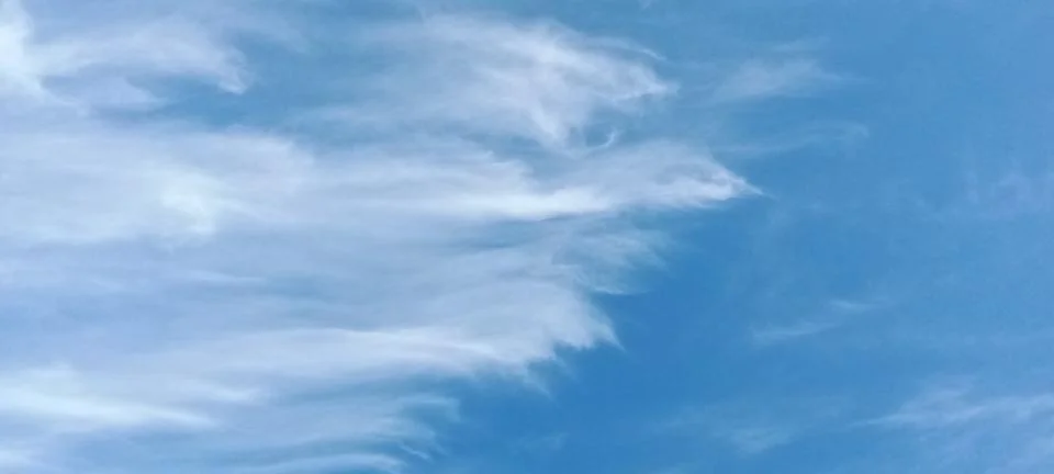 Expressive feather clouds Foto stock